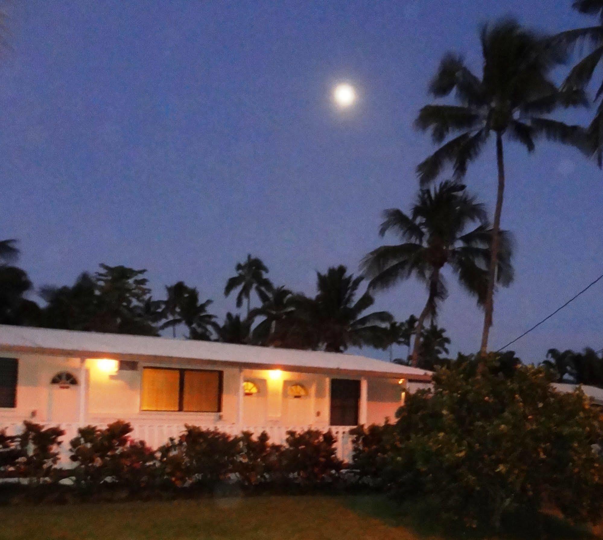 Aaron'S Cottage Hilo Eksteriør bilde
